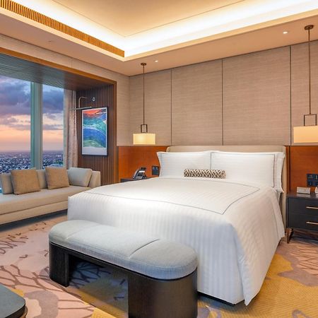 Solaire Resort North Quezon City Exterior photo